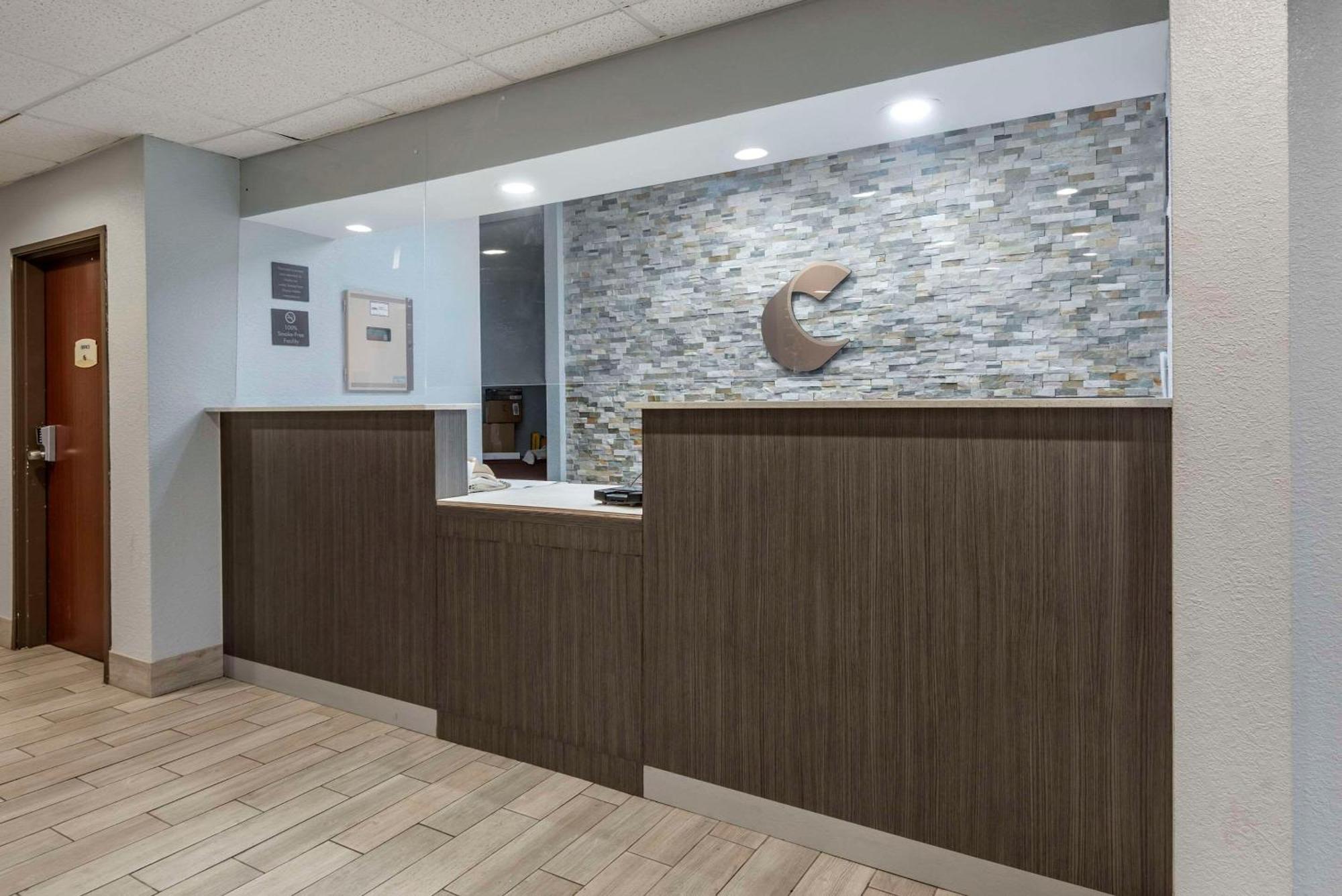 Comfort Inn & Suites Liverpool - Syracuse Exterior foto